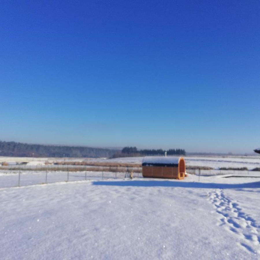 Лоджи Biały Łabędź Wilków-41