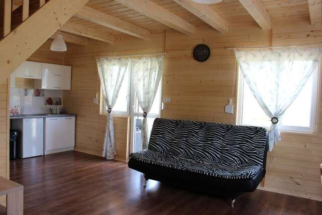 Лоджи Biały Łabędź Wilków-13